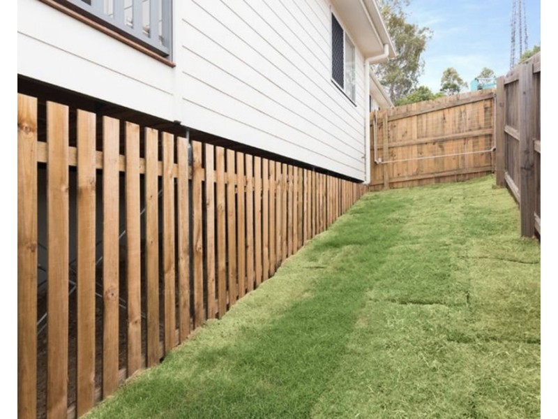 54A & 54B Brentwood Drive, Bundamba QLD 4304