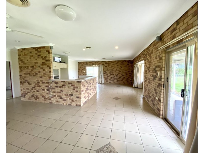827 Rosewood Warrill View Road, Lower Mount Walker QLD 4340
