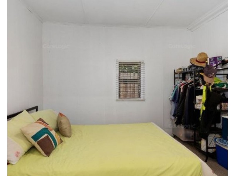 24 Flint St, North Ipswich QLD 4305