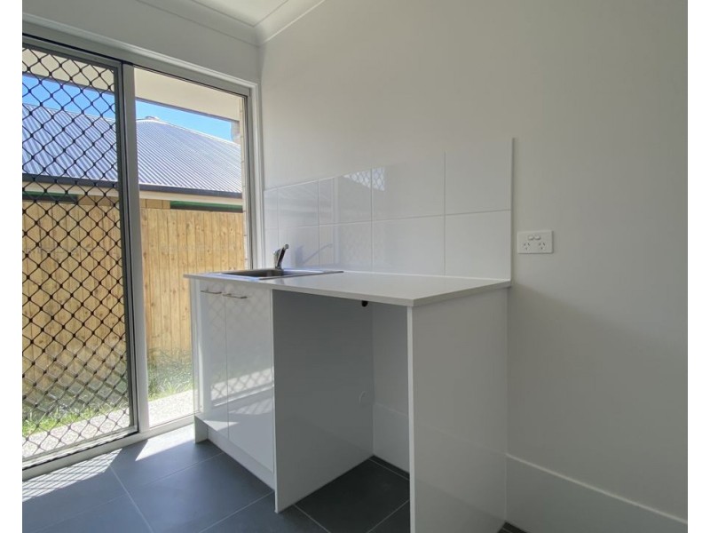 30 Barcoo Drive, Plainland QLD 4341