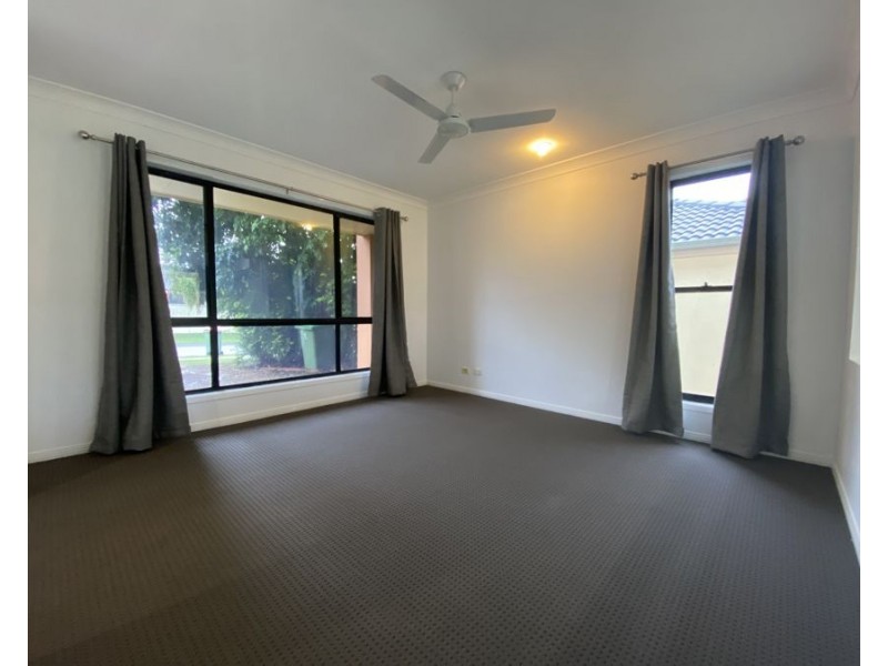 3 Katrina Way, Raceview QLD 4305