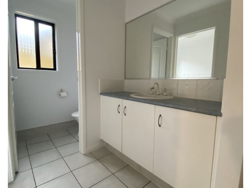 3 Katrina Way, Raceview QLD 4305