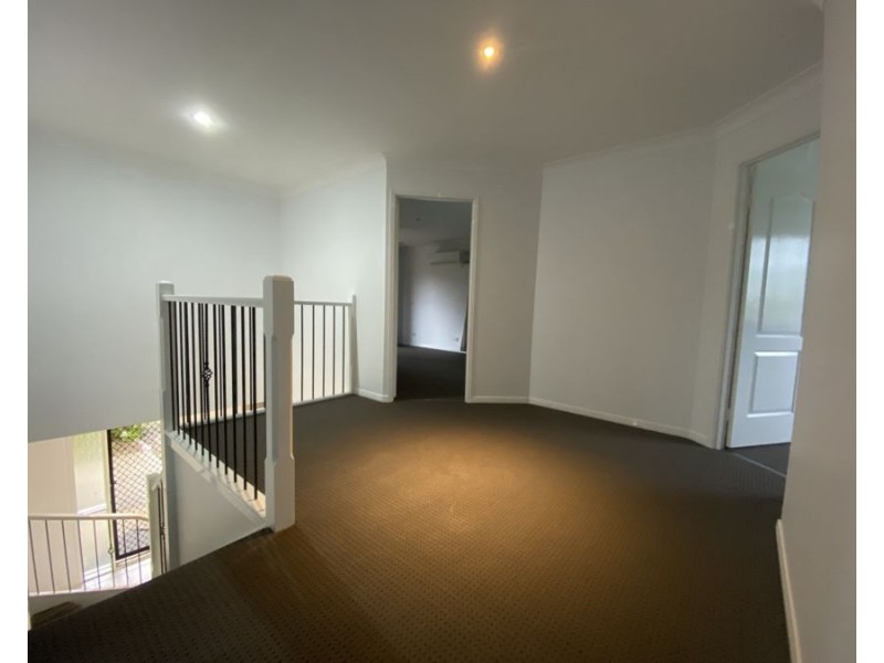 3 Katrina Way, Raceview QLD 4305