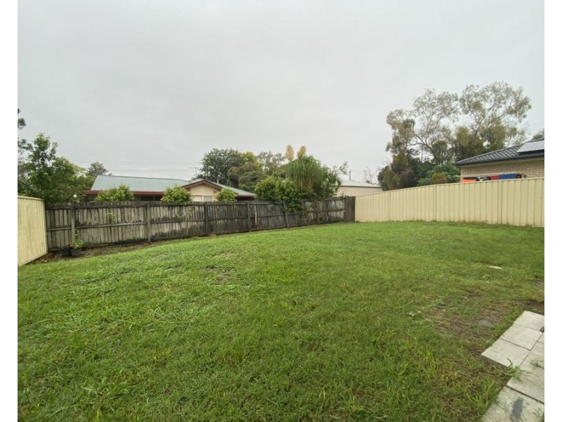 3 Katrina Way, Raceview QLD 4305