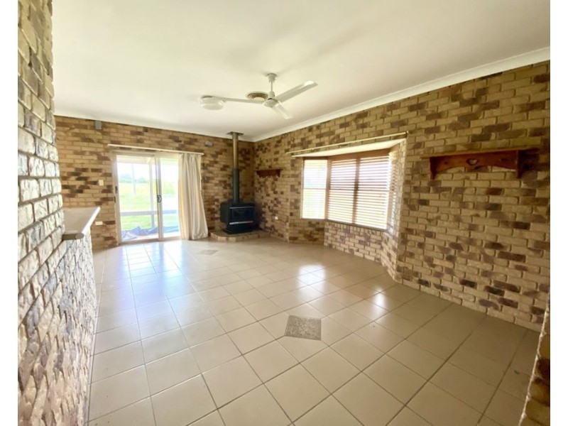827 Rosewood Warrill View Rd, Lower Mount Walker QLD 4340
