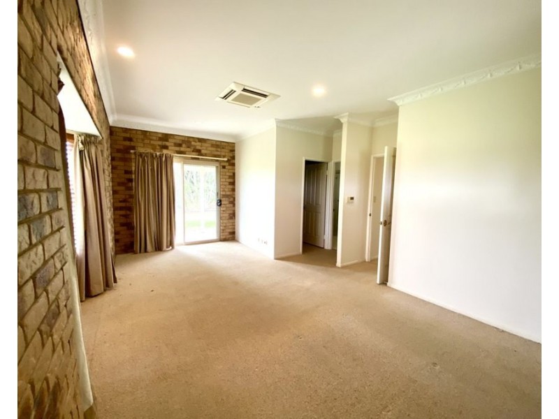 827 Rosewood Warrill View Rd, Lower Mount Walker QLD 4340