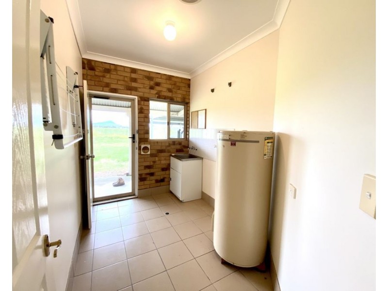 827 Rosewood Warrill View Rd, Lower Mount Walker QLD 4340