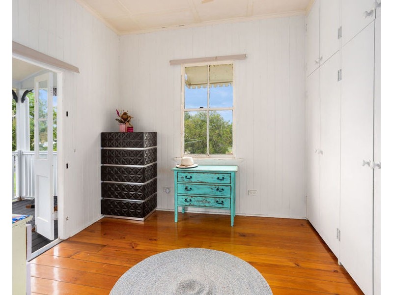 11 Wellen Street, Bundamba QLD 4304