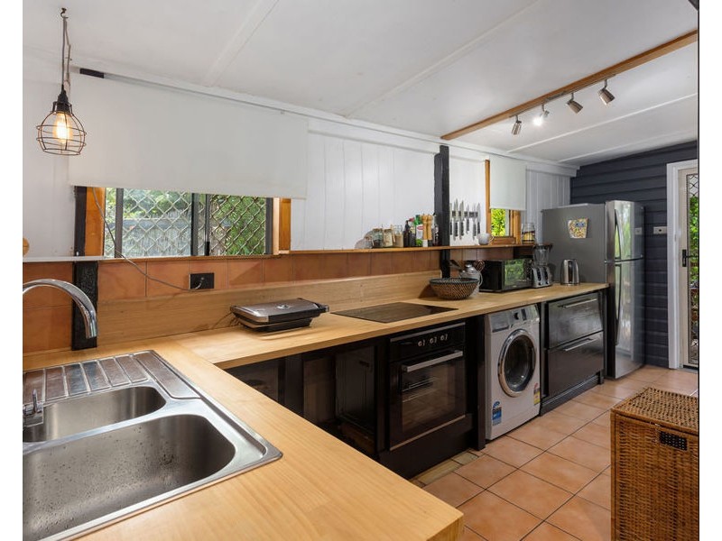 1 Richards Street, North Ipswich QLD 4305