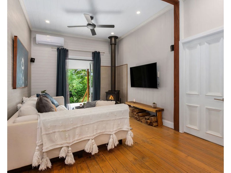 1 Richards Street, North Ipswich QLD 4305