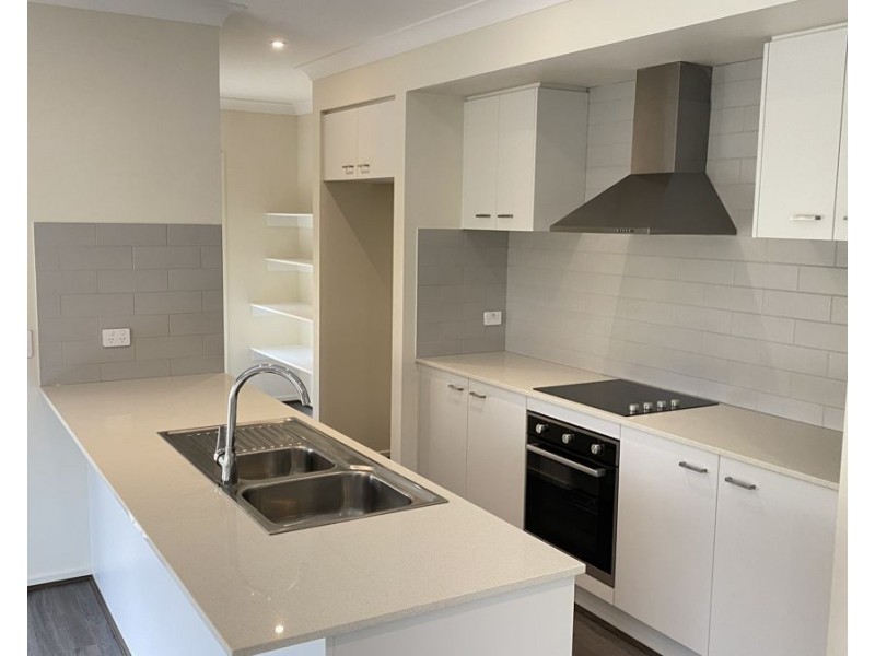 104 Andy Way, Deebing Heights QLD 4306