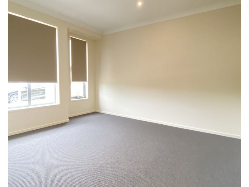 104 Andy Way, Deebing Heights QLD 4306