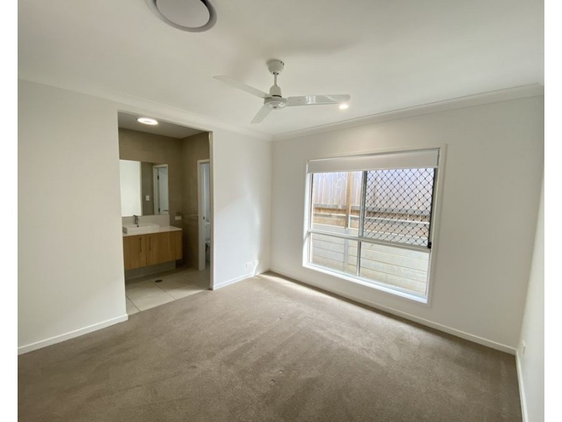 1 Ferdinando St, Pallara QLD 4110