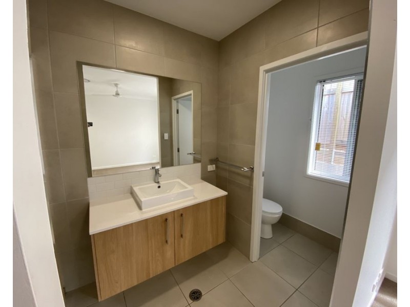 1 Ferdinando St, Pallara QLD 4110