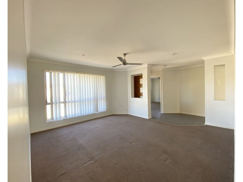 10 Alexandra St, Brassall QLD 4305