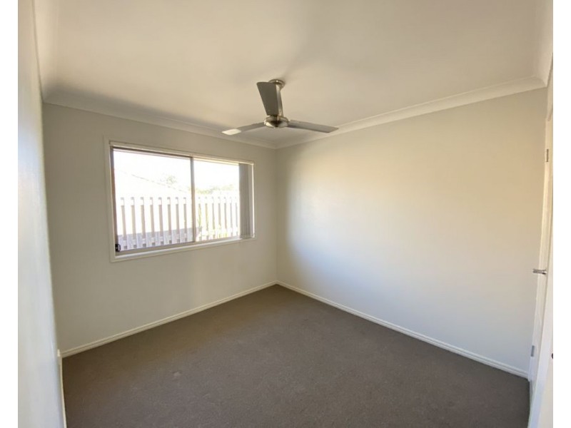 10 Alexandra St, Brassall QLD 4305