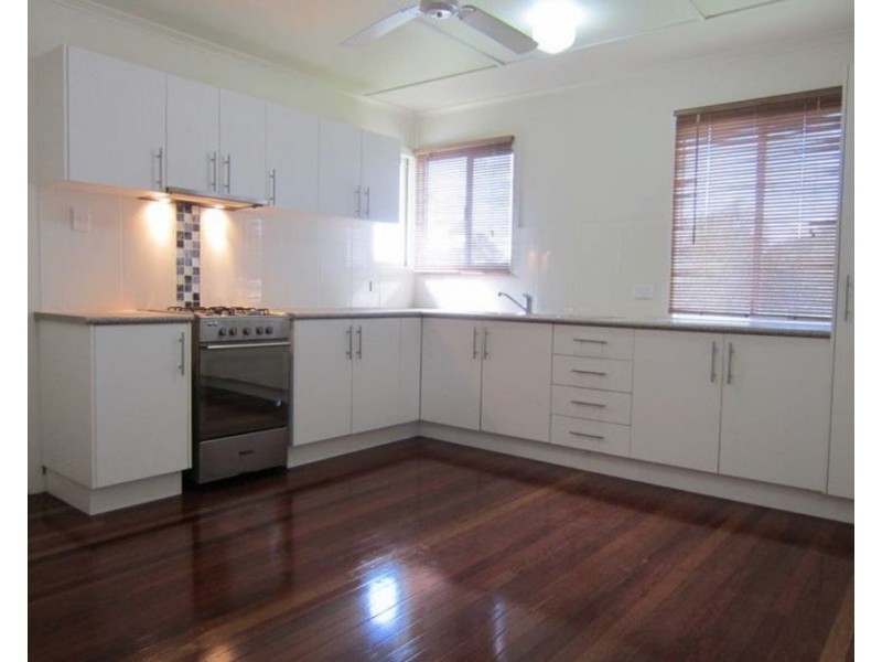 1 Grenville St, Basin Pocket QLD 4305