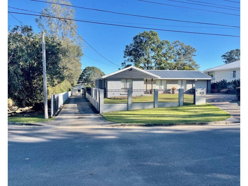 30 Pommer St, Brassall QLD 4305