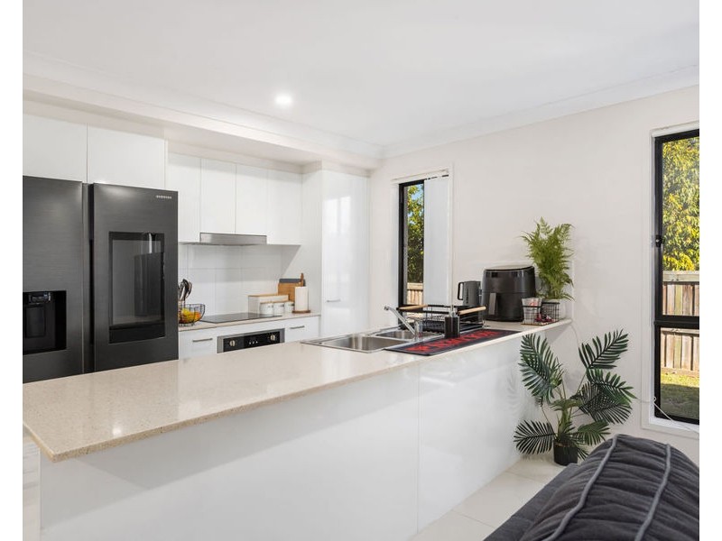 12 Cahill Crescent, Collingwood Park QLD 4301