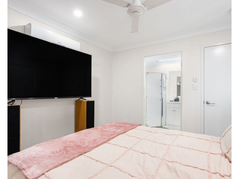 12 Cahill Crescent, Collingwood Park QLD 4301