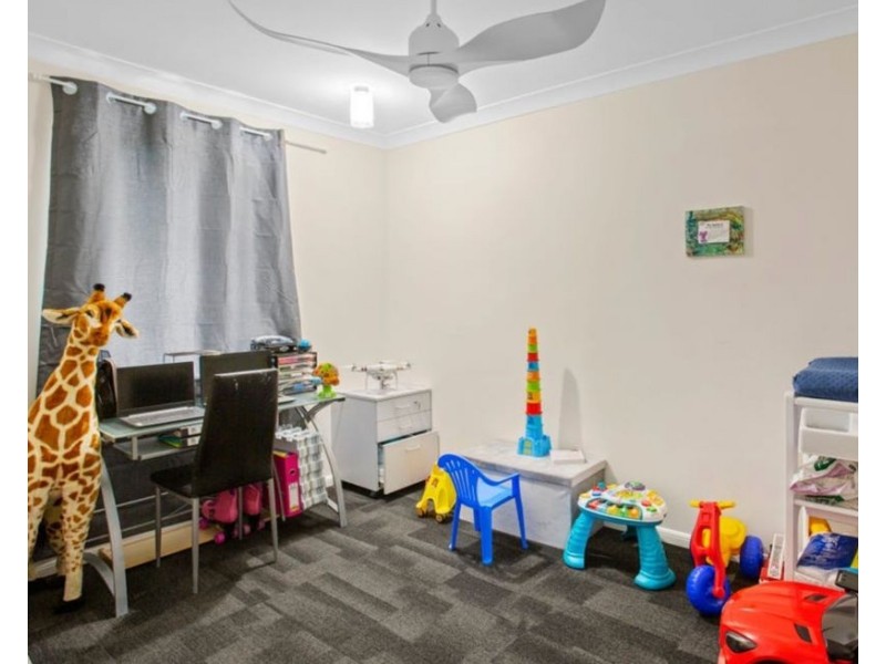 57 Gladstone Rd, Sadliers Crossing QLD 4305