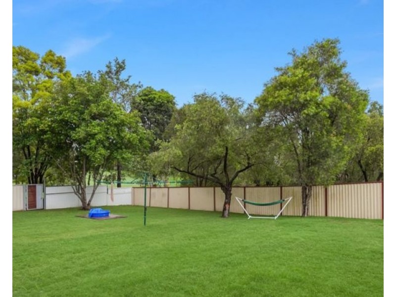 57 Gladstone Rd, Sadliers Crossing QLD 4305