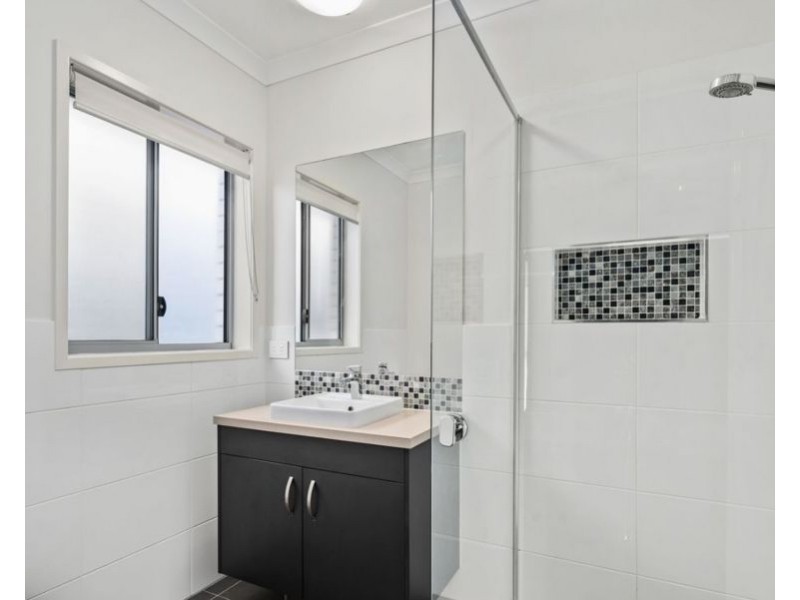 23 Lillypilly Dr, Ripley QLD 4306