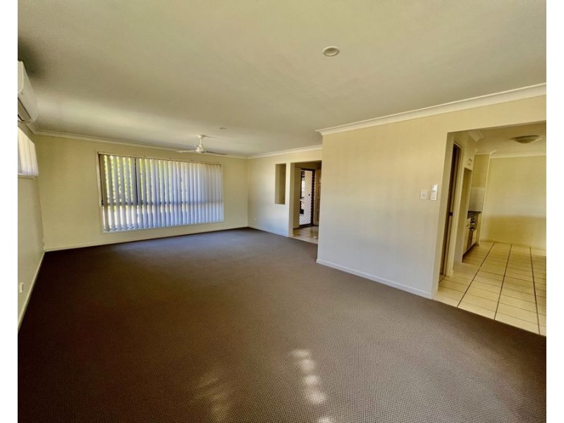 21 Anna Dr, Raceview QLD 4305