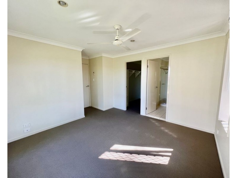 21 Anna Dr, Raceview QLD 4305