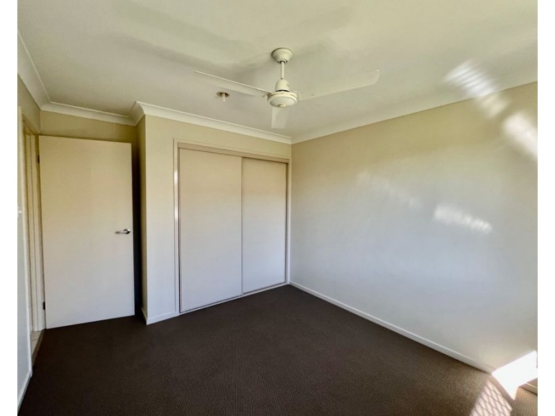 21 Anna Dr, Raceview QLD 4305