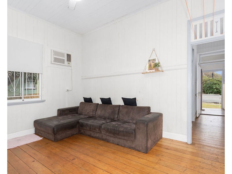 27 Delacy Street, North Ipswich QLD 4305