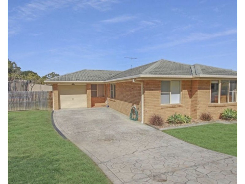 6 Pearse Drive, Brassall QLD 4305