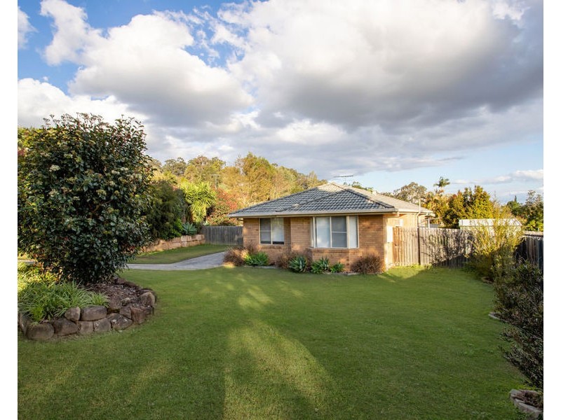 6 Pearse Drive, Brassall QLD 4305