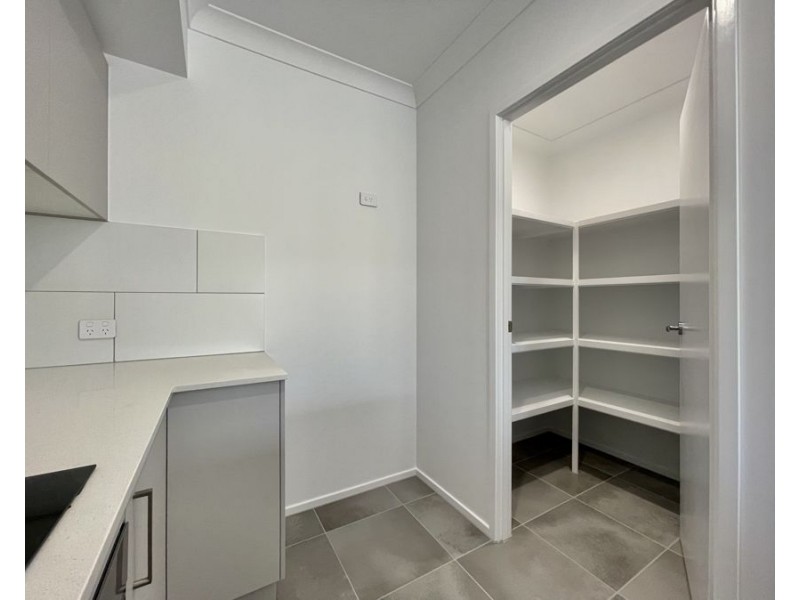 65 Boyland Way, Ripley QLD 4306