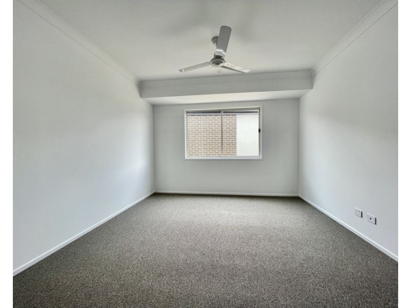 65 Boyland Way, Ripley QLD 4306