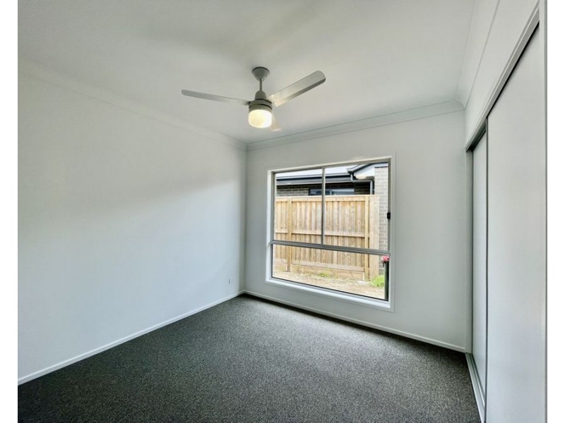65 Boyland Way, Ripley QLD 4306