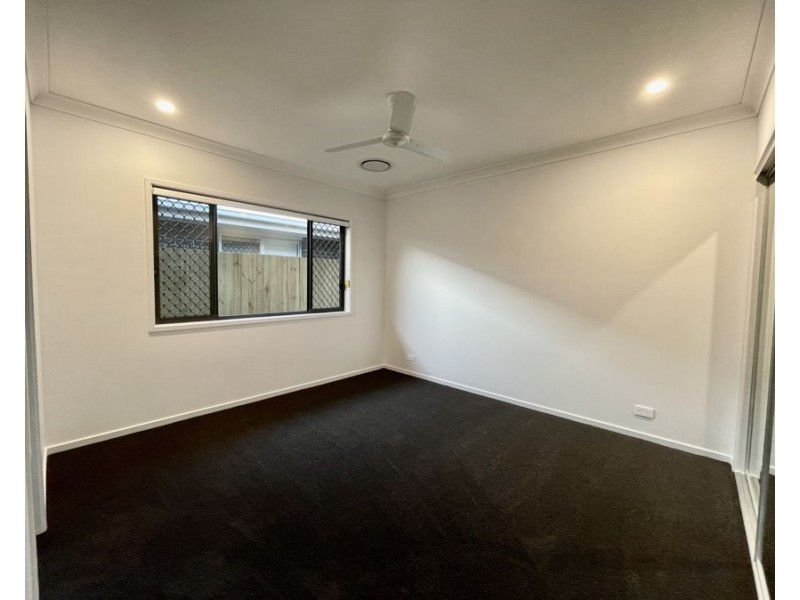 42 Waratah St, Pallara QLD 4110