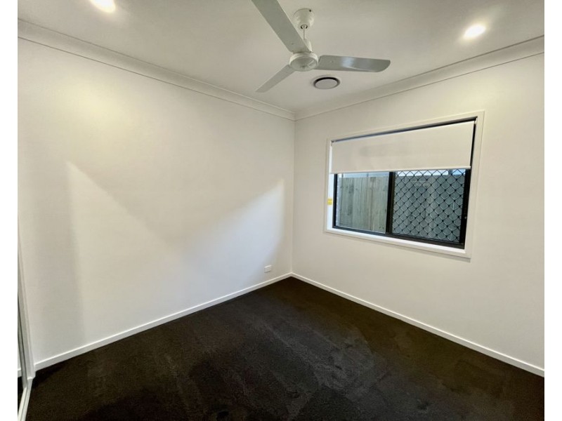 42 Waratah St, Pallara QLD 4110