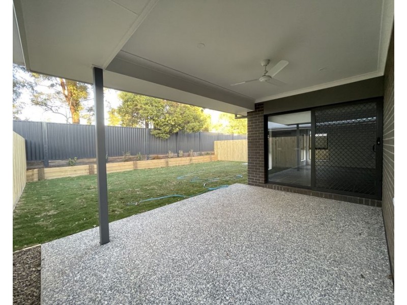 42 Waratah St, Pallara QLD 4110