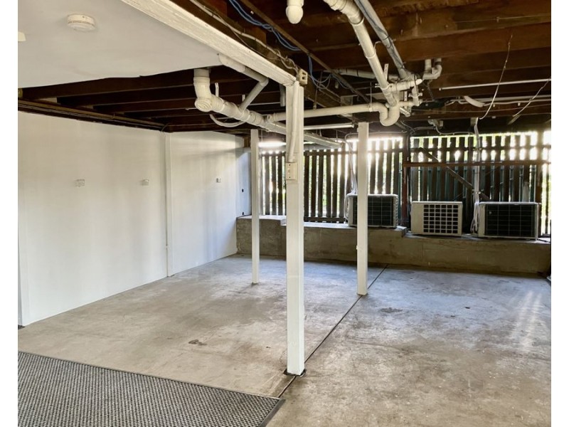 4 Bright St, Newtown QLD 4305