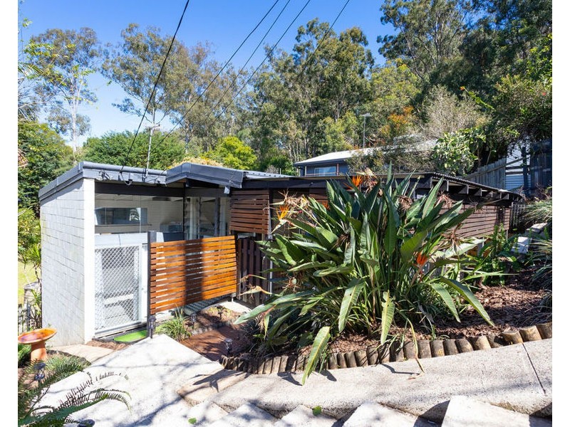 7 Surrey Road, Bellbird Park QLD 4300