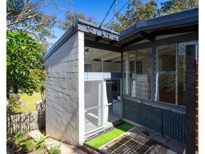 7 Surrey Road, Bellbird Park QLD 4300