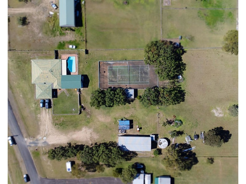 13 Shannon Road, Lowood QLD 4311