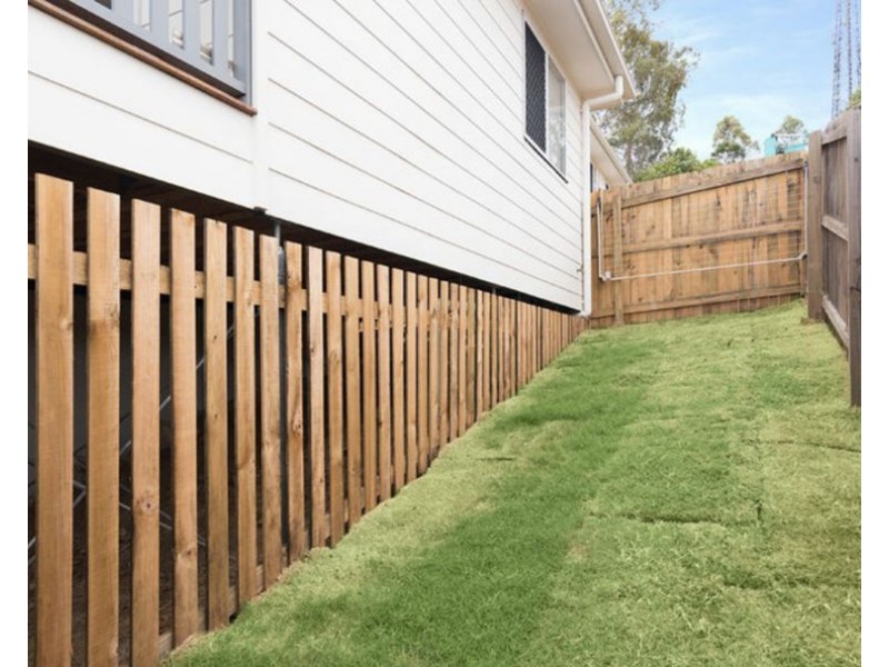 1/54A Brentwood Dr, Bundamba QLD 4304