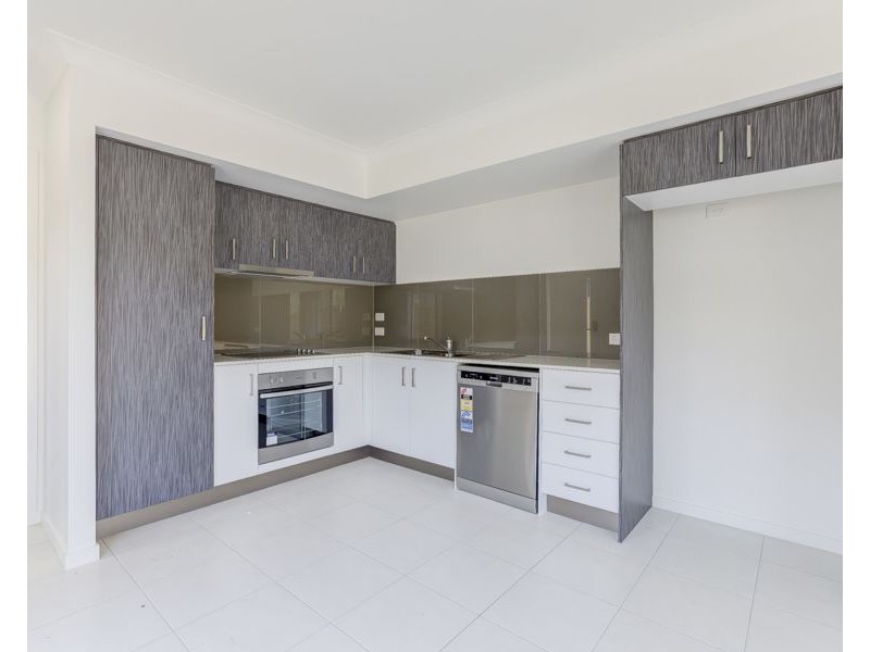 2/28 Herbst Dr, Bahrs Scrub QLD 4207