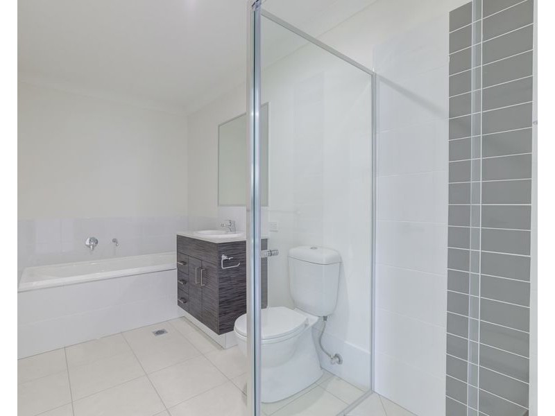 2/28 Herbst Dr, Bahrs Scrub QLD 4207