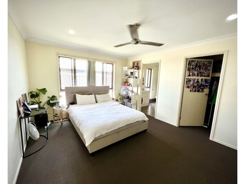 5 Staaten St, Brassall QLD 4305