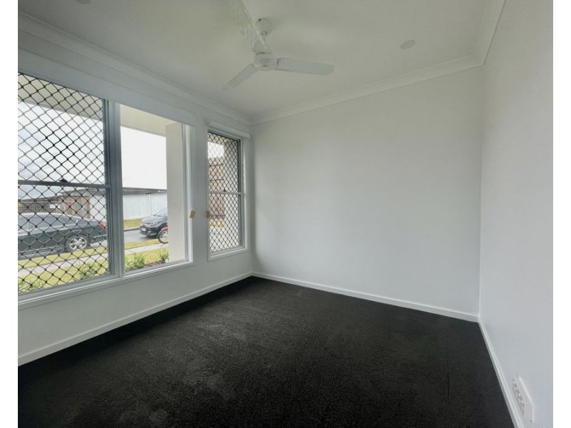 54 Maldon St, Pallara QLD 4110
