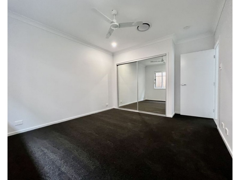 54 Maldon St, Pallara QLD 4110