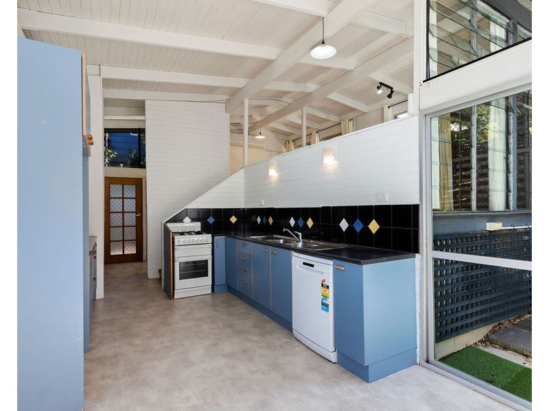 7 Surrey Rd, Bellbird Park QLD 4300